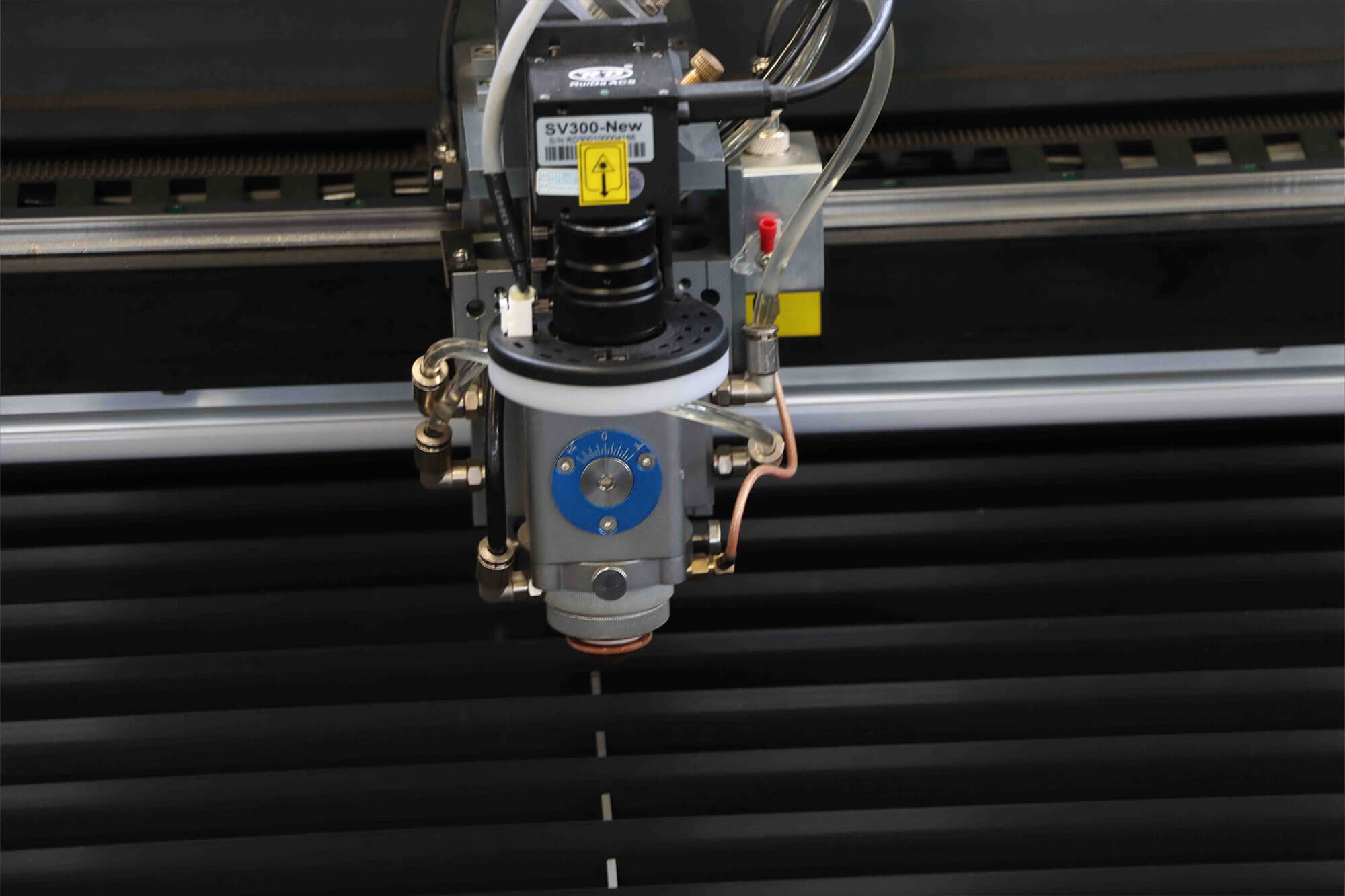 CO2 Laser Cutting Machine